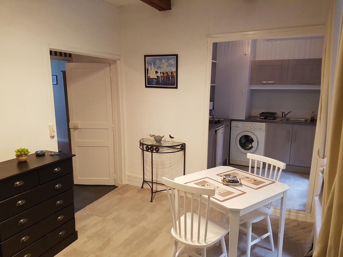 Hyper Centre Apartment